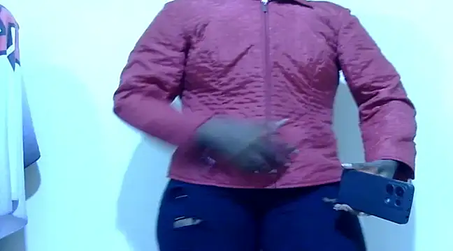 Sexy kienyeji online show from 02/05/25, 01:37