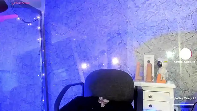 Snapshot of KataAswad chatting on 12/04/24, 11:08 KataAswad online show from 12/04/24, 11:08