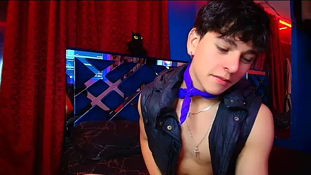 Snapshot of Luke_Howland chatting on 10/17/25, 12:01 Luke Howland online show from 10/17/25, 12:01