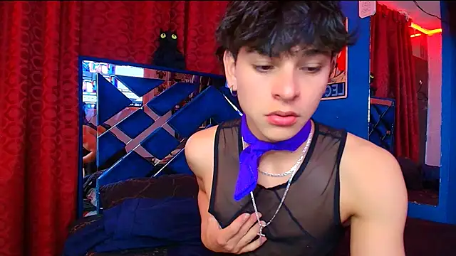 Snapshot of Luke_Howland chatting on 10/17/25, 11:40 Luke Howland online show from 10/17/25, 11:40