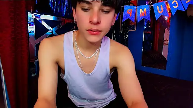 Snapshot of Luke_Howland chatting on 11/12/25, 11:58 Luke Howland online show from 11/12/25, 11:58