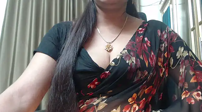 Snapshot of desi-maisa130 chatting on 12/20/24, 07:28 desi-maisa130 online show from 12/20/24, 07:28