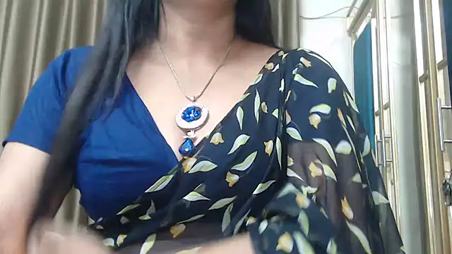 Snapshot of desi-maisa130 chatting on 01/22/25, 03:07 desi-maisa130 online show from 01/22/25, 03:07