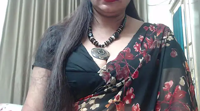 Snapshot of desi-maisa130 chatting on 01/25/25, 04:13 desi-maisa130 online show from 01/25/25, 04:13