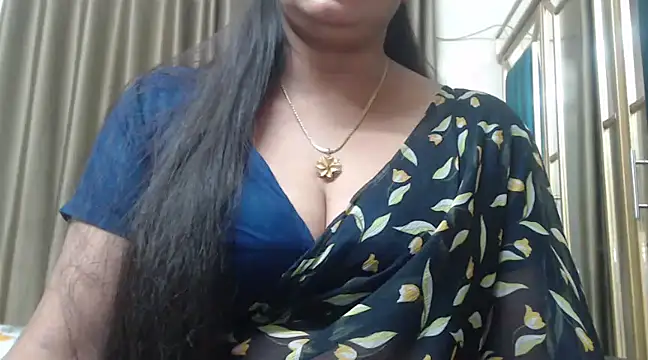 Snapshot of desi-maisa130 chatting on 02/20/25, 05:07 desi-maisa130 online show from 02/20/25, 05:07