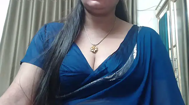 Snapshot of desi-maisa130 chatting on 03/07/25, 05:28 desi-maisa130 online show from 03/07/25, 05:28