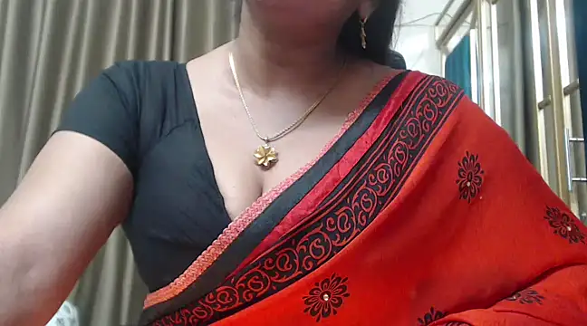 Snapshot of desi-maisa130 chatting on 03/15/25, 07:27 desi-maisa130 online show from 03/15/25, 07:27