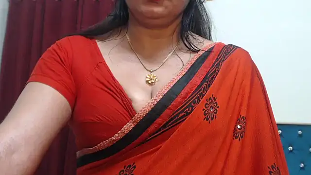 Snapshot of desi-maisa130 chatting on 09/25/25, 04:32 desi-maisa130 online show from 09/25/25, 04:32