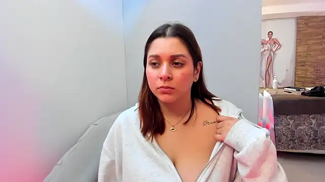 Snapshot of SophiaLaurens chatting on 02/07/25, 03:08 SophiaLaurens online show from 02/07/25, 03:08