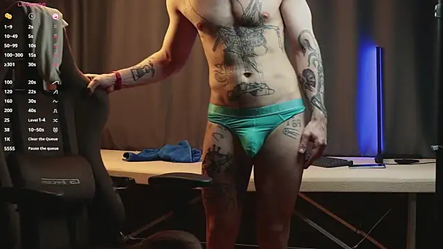 Snapshot of pleasure8869 chatting on 02/05/25, 06:13 pleasure8869 online show from 02/05/25, 06:13