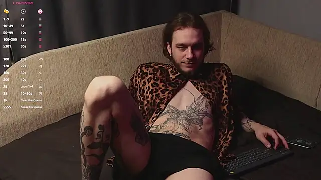 Snapshot of pleasure8869 chatting on 02/08/25, 03:52 pleasure8869 online show from 02/08/25, 03:52