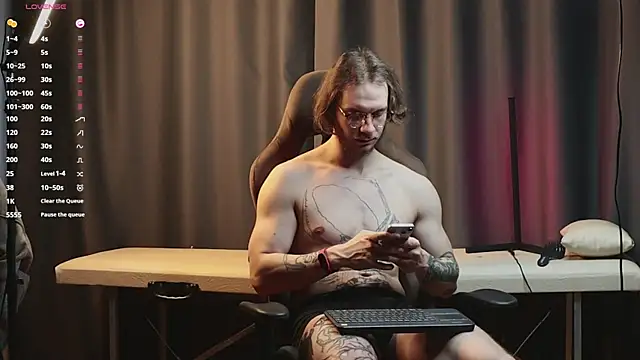 Snapshot of pleasure8869 chatting on 02/09/25, 06:54 pleasure8869 online show from 02/09/25, 06:54