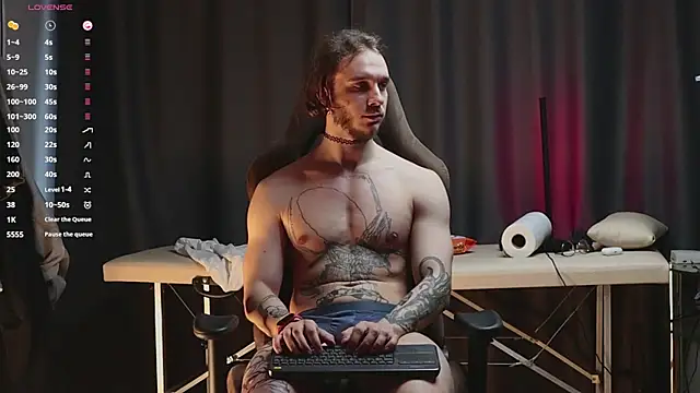 Snapshot of pleasure8869 chatting on 02/09/25, 01:03 pleasure8869 online show from 02/09/25, 01:03