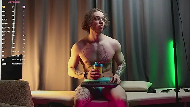 Snapshot of pleasure8869 chatting on 02/21/25, 01:00 pleasure8869 online show from 02/21/25, 01:00