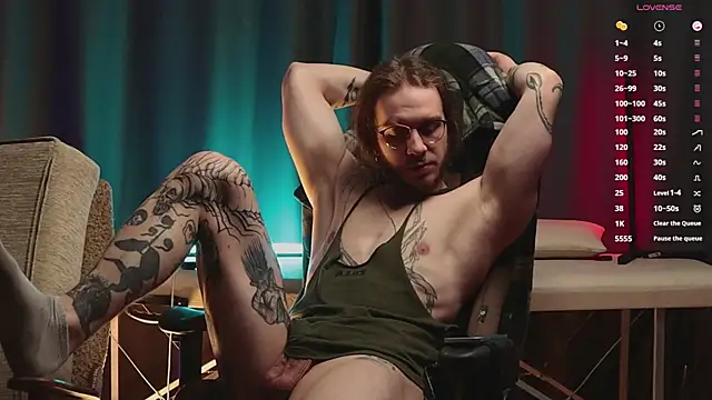 Snapshot of pleasure8869 chatting on 02/22/25, 09:23 pleasure8869 online show from 02/22/25, 09:23