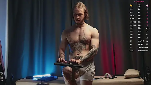 Snapshot of pleasure8869 chatting on 02/27/25, 12:23 pleasure8869 online show from 02/27/25, 12:23