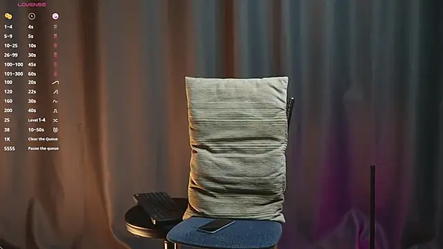 Snapshot of pleasure8869 chatting on 03/15/25, 06:03 pleasure8869 online show from 03/15/25, 06:03