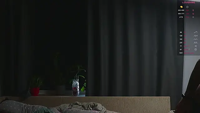 Snapshot of pleasure8869 chatting on 09/09/25, 06:02 pleasure8869 online show from 09/09/25, 06:02