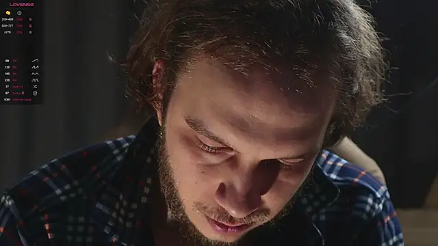 Snapshot of pleasure8869 chatting on 10/02/25, 05:14 pleasure8869 online show from 10/02/25, 05:14