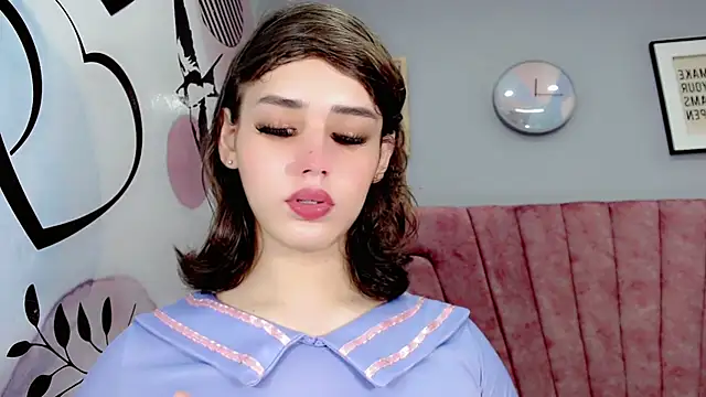 ValeriaAguilar online show from 12/03/24, 05:01