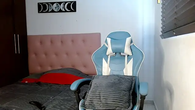 Snapshot of TokioStar chatting on 02/26/25, 05:07 TokioStar online show from 02/26/25, 05:07