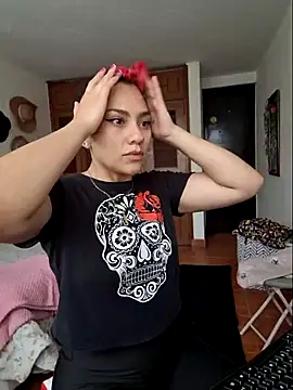 Thaliacooper  online show from 02/19/25, 04:33