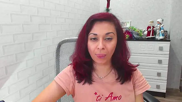TeasyLana online show from 01/02/25, 09:18