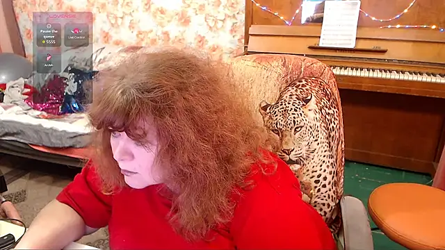 RoseRed69 online show from 11/12/25, 03:29