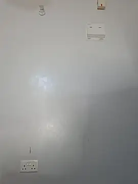 korah01 online show from 10/04/25, 10:02