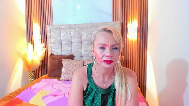 Snapshot of AnastasiaTaylor_ chatting on 02/18/25, 02:38 AnastasiaTaylor online show from 02/18/25, 02:38