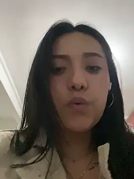 angellique 22 online show from 01/25/25, 10:19