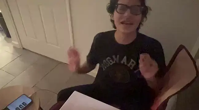 Snapshot of myloveforyouu chatting on 12/16/24, 04:55 myloveforyouu online show from 12/16/24, 04:55