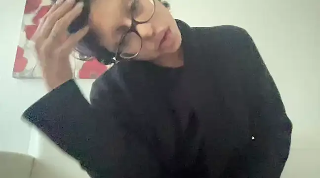 Snapshot of myloveforyouu chatting on 12/19/24, 03:41 myloveforyouu online show from 12/19/24, 03:41