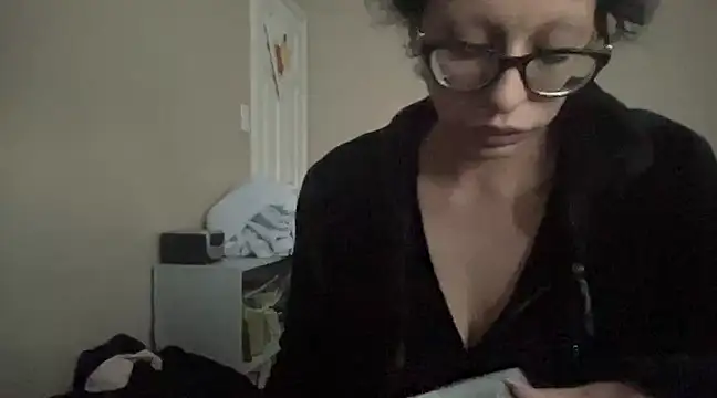 Snapshot of myloveforyouu chatting on 12/20/24, 02:38 myloveforyouu online show from 12/20/24, 02:38