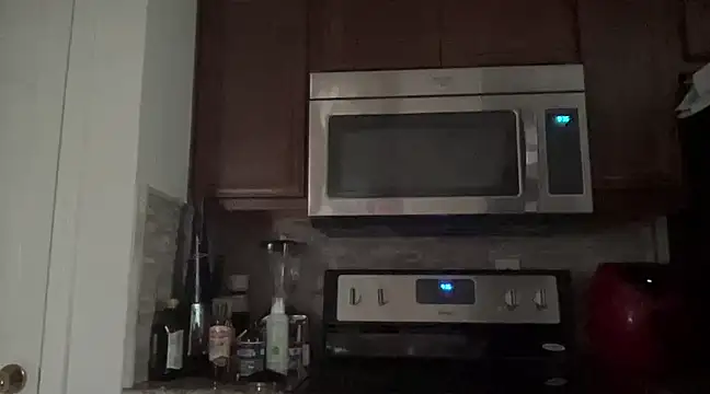 Snapshot of myloveforyouu chatting on 12/24/24, 03:37 myloveforyouu online show from 12/24/24, 03:37