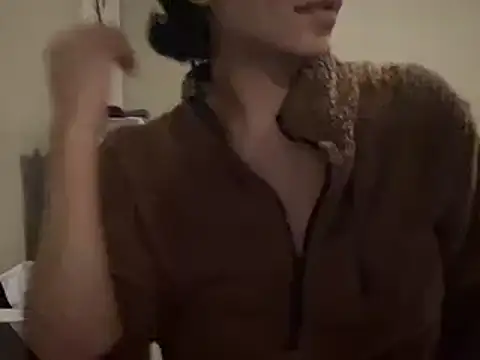 Snapshot of myloveforyouu chatting on 12/27/24, 02:58 myloveforyouu online show from 12/27/24, 02:58