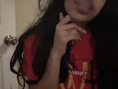 Snapshot of myloveforyouu chatting on 12/28/24, 05:12 myloveforyouu online show from 12/28/24, 05:12