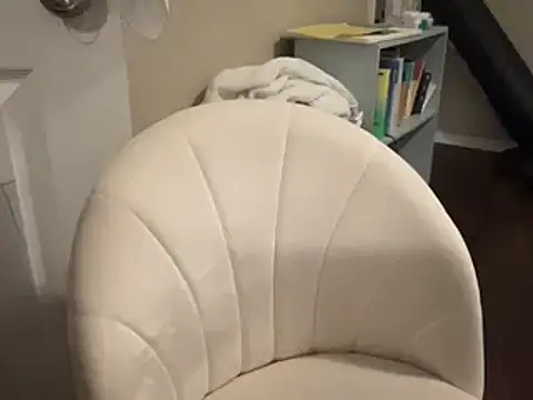 Snapshot of myloveforyouu chatting on 01/01/25, 12:11 myloveforyouu online show from 01/01/25, 12:11