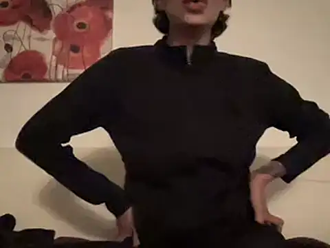 Snapshot of myloveforyouu chatting on 01/05/25, 12:20 myloveforyouu online show from 01/05/25, 12:20