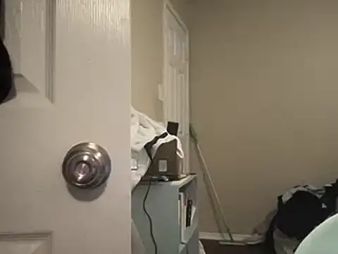 Snapshot of myloveforyouu chatting on 01/11/25, 12:22 myloveforyouu online show from 01/11/25, 12:22