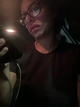 Snapshot of myloveforyouu chatting on 09/09/25, 02:00 myloveforyouu online show from 09/09/25, 02:00