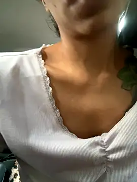 Snapshot of myloveforyouu chatting on 09/23/25, 01:25 myloveforyouu online show from 09/23/25, 01:25