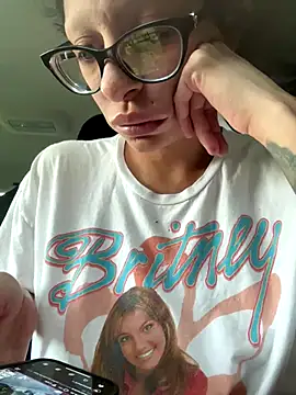 Snapshot of myloveforyouu chatting on 09/24/25, 12:30 myloveforyouu online show from 09/24/25, 12:30