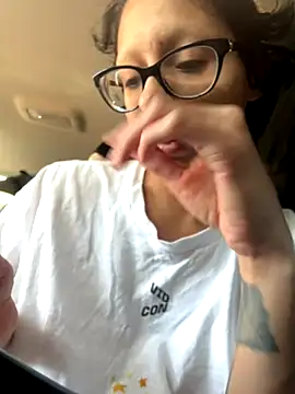 Snapshot of myloveforyouu chatting on 09/28/25, 11:21 myloveforyouu online show from 09/28/25, 11:21