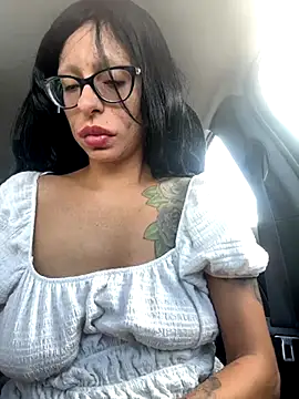 Snapshot of myloveforyouu chatting on 10/07/25, 03:31 myloveforyouu online show from 10/07/25, 03:31