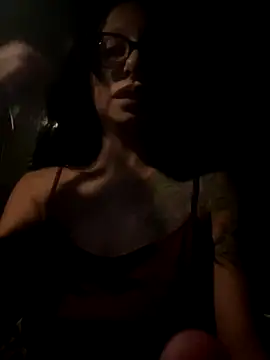 Snapshot of myloveforyouu chatting on 10/19/25, 05:52 myloveforyouu online show from 10/19/25, 05:52