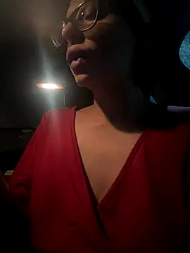 Snapshot of myloveforyouu chatting on 10/22/25, 02:23 myloveforyouu online show from 10/22/25, 02:23