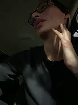 Snapshot of myloveforyouu chatting on 11/09/25, 12:42 myloveforyouu online show from 11/09/25, 12:42