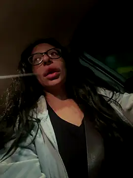 Snapshot of myloveforyouu chatting on 11/13/25, 03:05 myloveforyouu online show from 11/13/25, 03:05