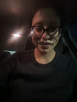 Snapshot of myloveforyouu chatting on 11/17/25, 12:16 myloveforyouu online show from 11/17/25, 12:16